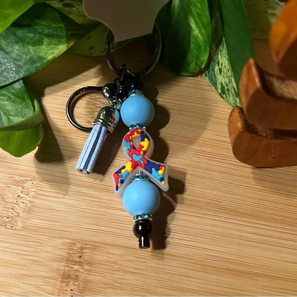 Autism Awareness Keychain 🧩 Handmade Silicone Beads | Puzzle‎ Piece Colors